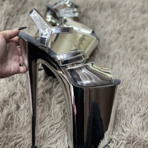 Дзеркальні босоніжки 4ка у сріблі | стріпи з додатковими ремінцями